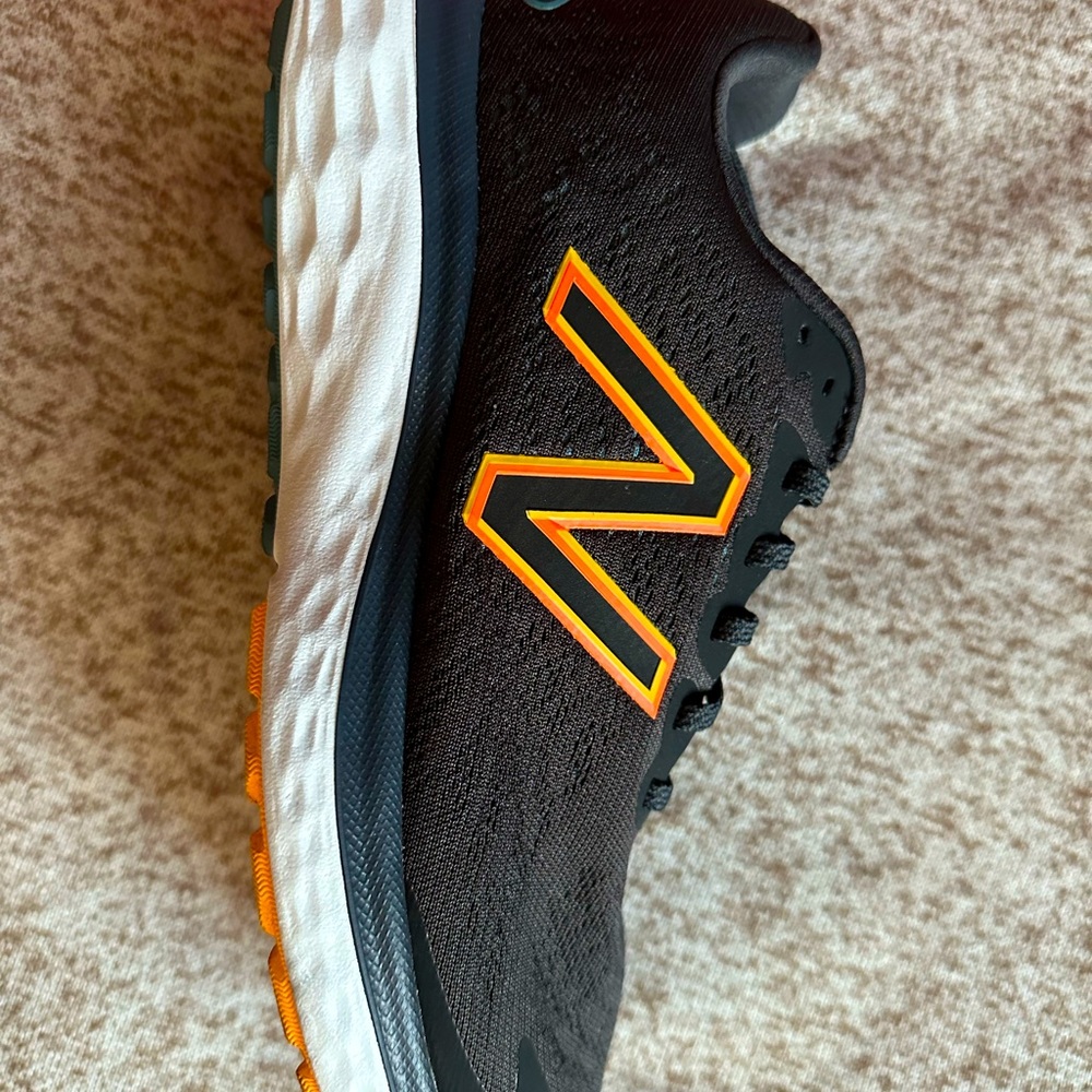 New Balance Mens running shoes